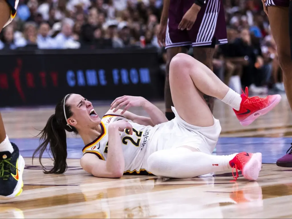 Tempo fall to Clark, Fever for 11th straight loss