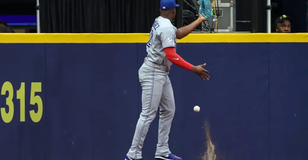 Defensive blunders burn Blue Jays in loss to Rays - Sportsnet.ca