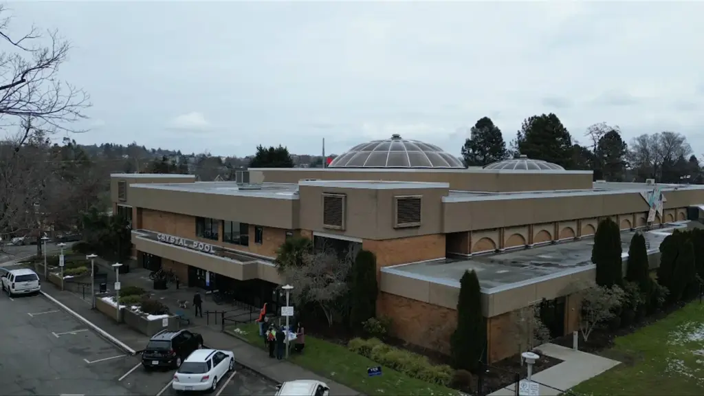 Victoria's only public pool to close in September, with alternative to open next year